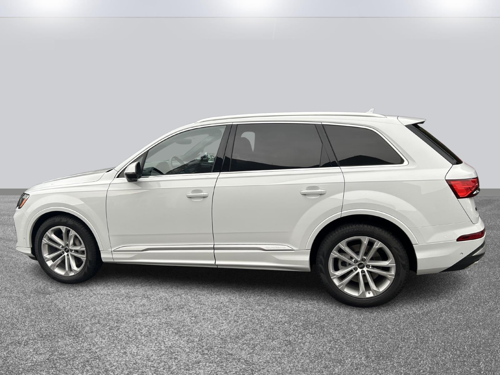 2025 Audi Q7 Premium Plus