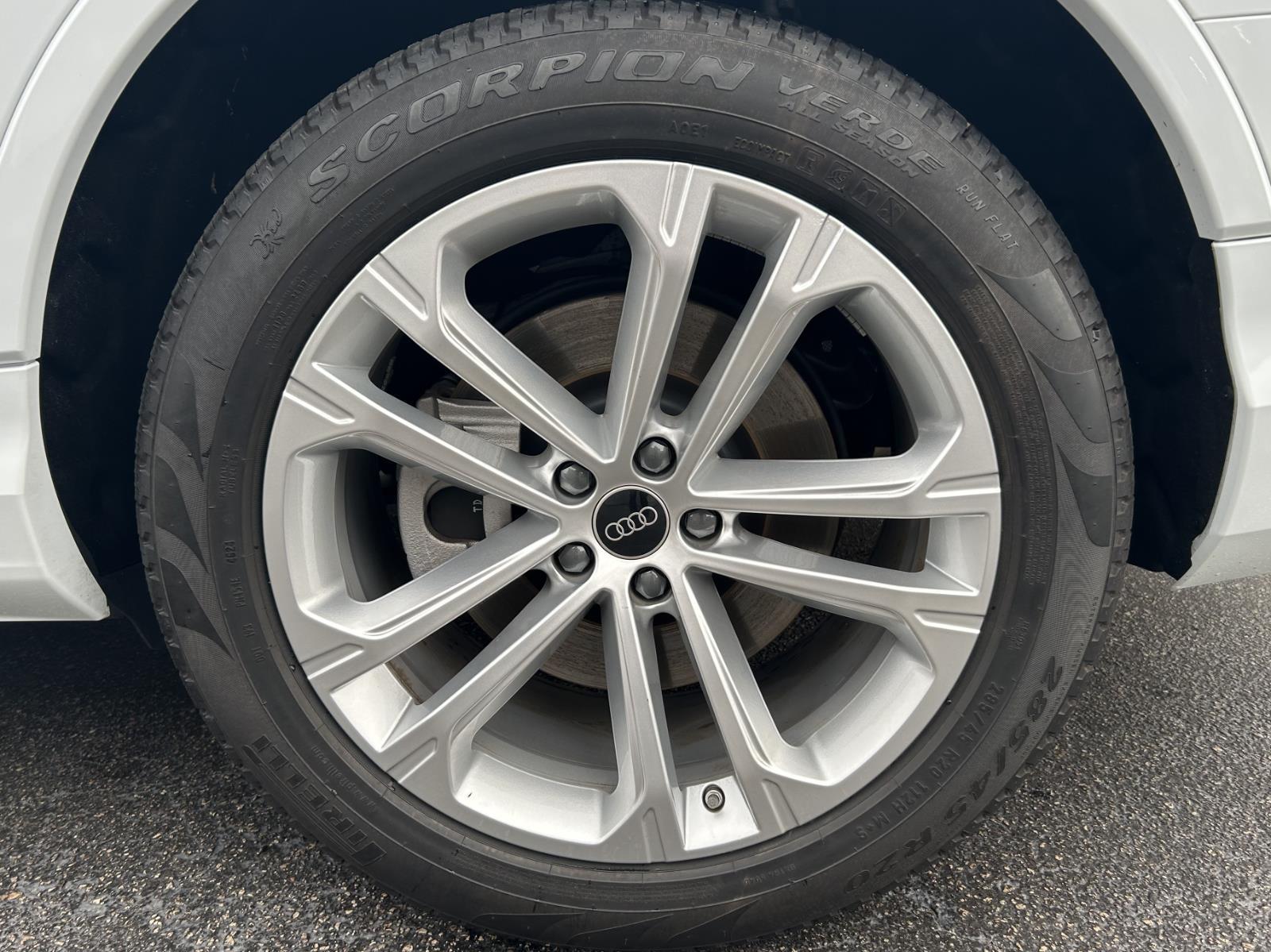 2025 Audi Q7 Premium Plus