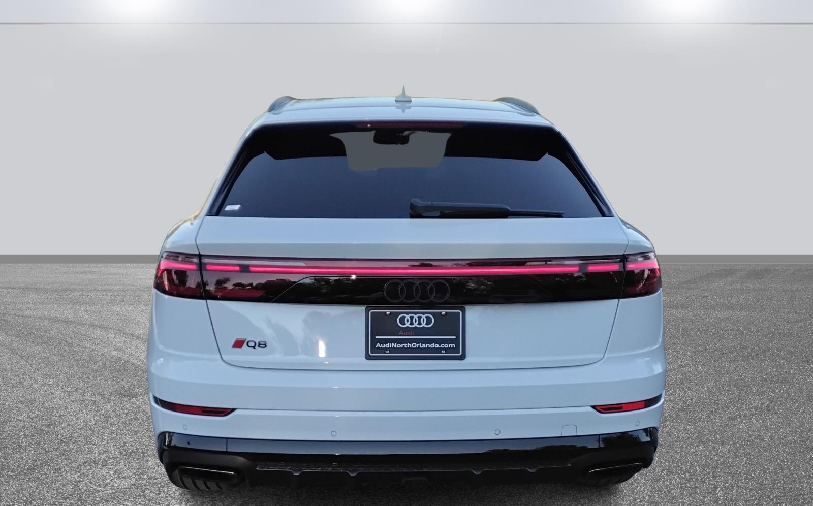 2025 Audi Q8 Premium Plus