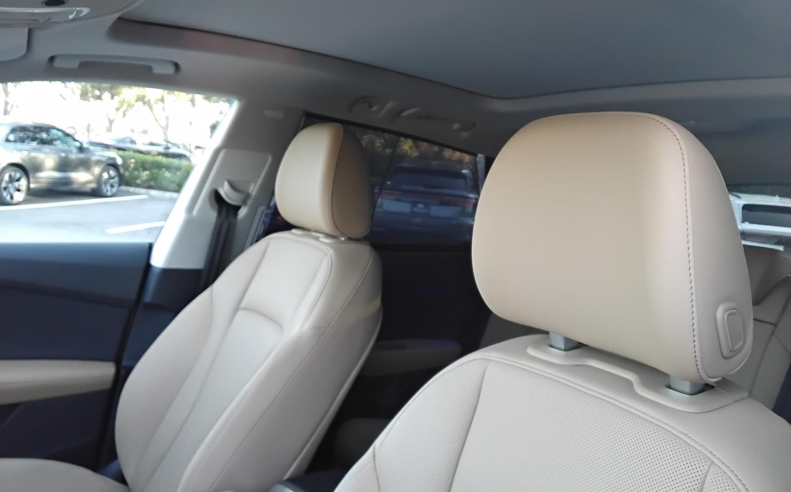 2025 Audi Q8 Premium Plus