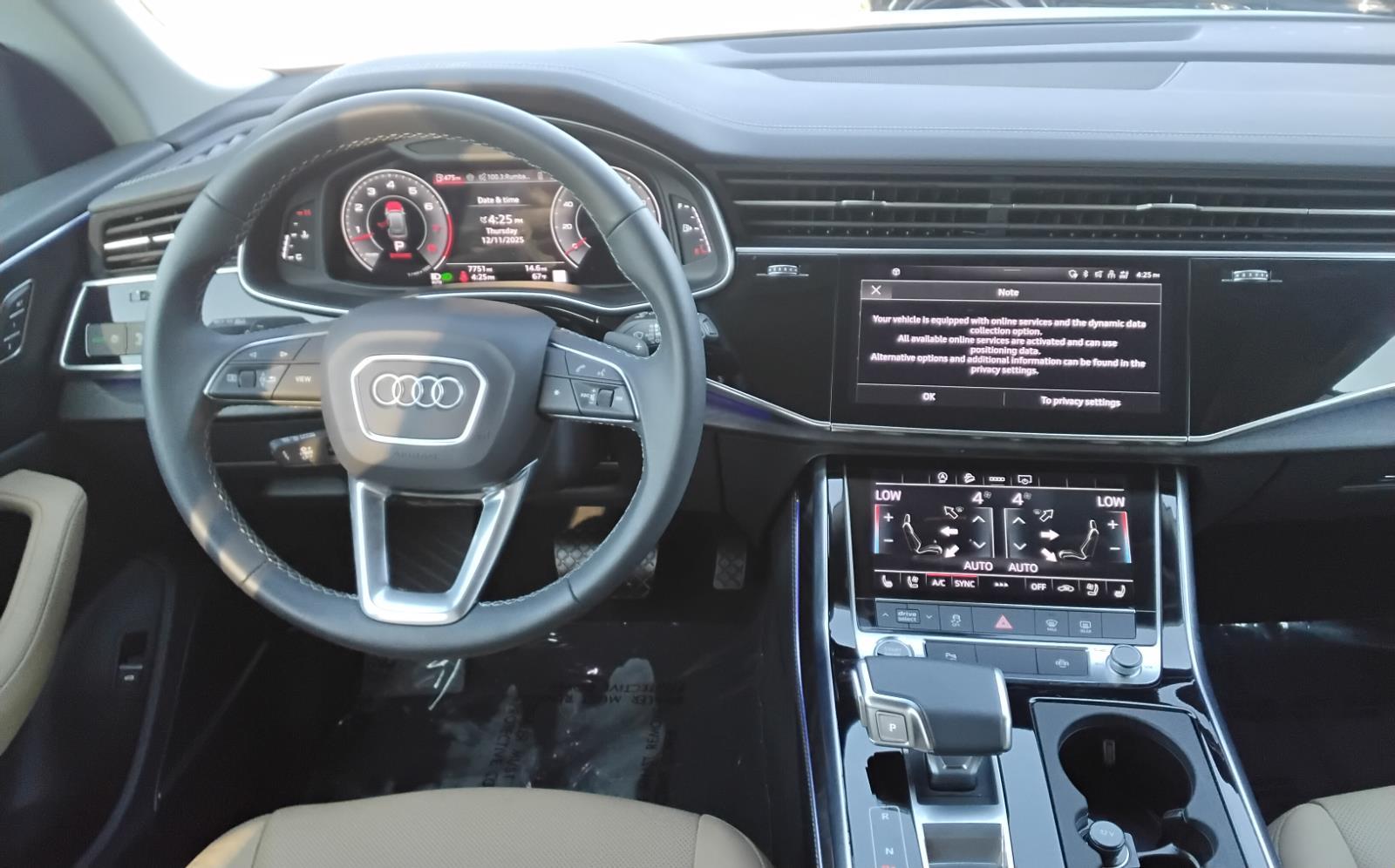 2025 Audi Q8 Premium Plus