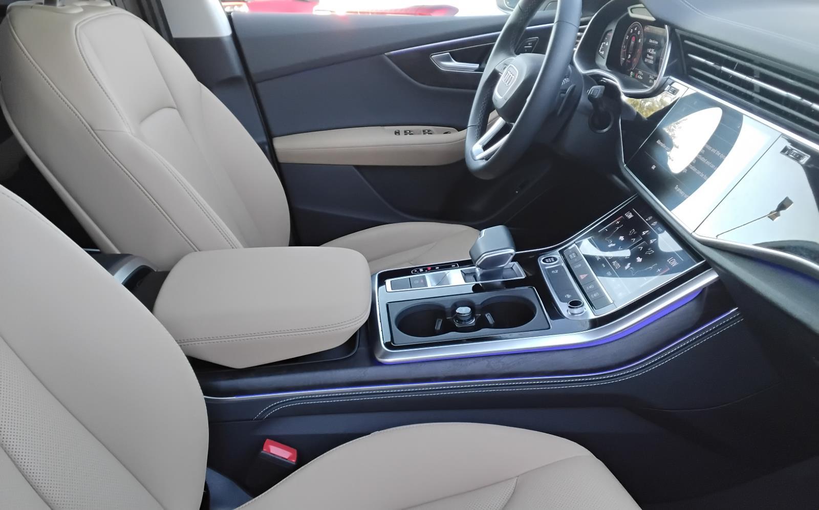 2025 Audi Q8 Premium Plus