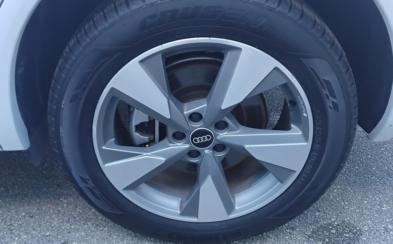 2023 Audi Q5 Prestige