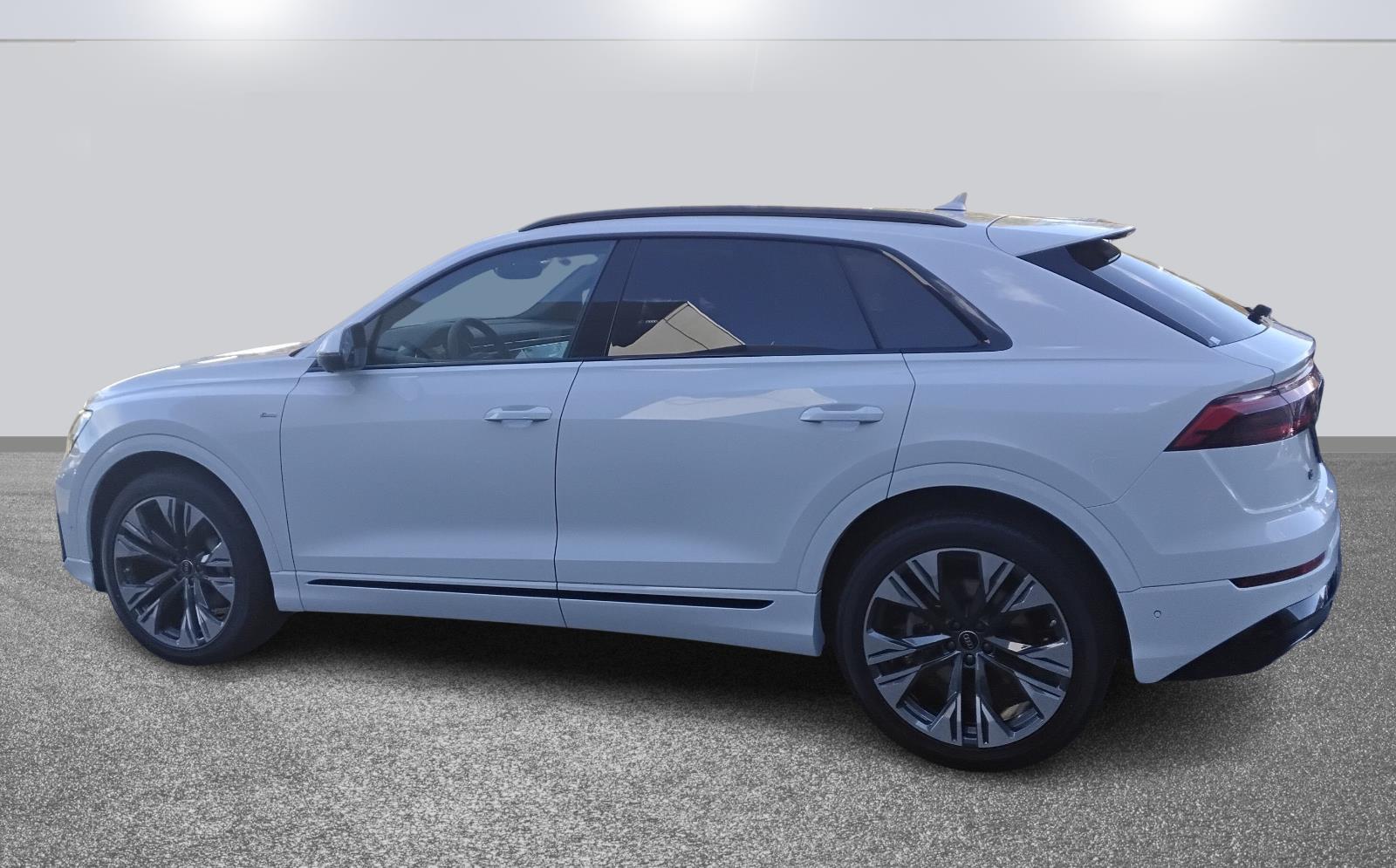 2026 Audi Q8 Premium Plus