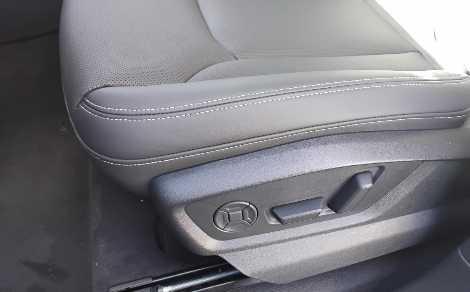 2026 Audi Q8 Premium Plus