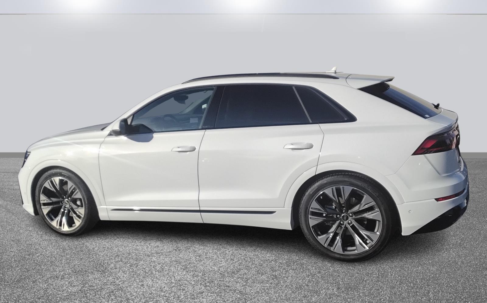 2026 Audi Q8 Premium Plus