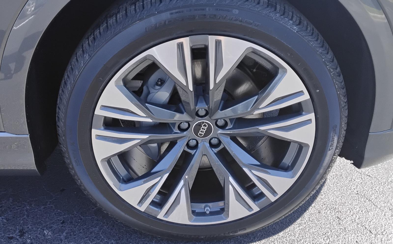 2026 Audi Q8 Premium Plus