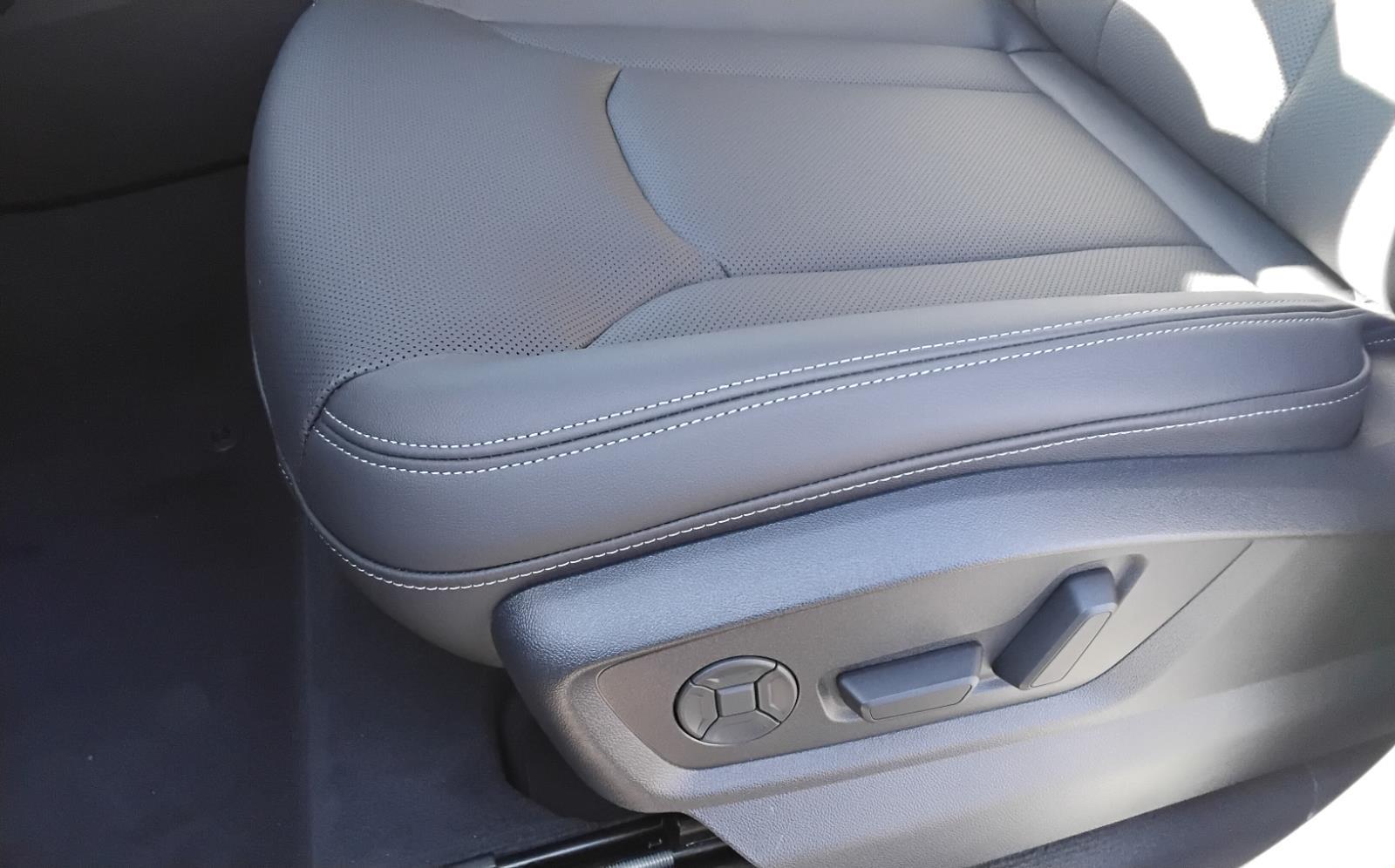 2026 Audi Q8 Premium Plus