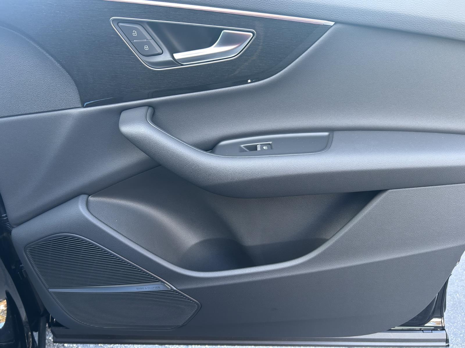 2026 Audi Q7 Premium