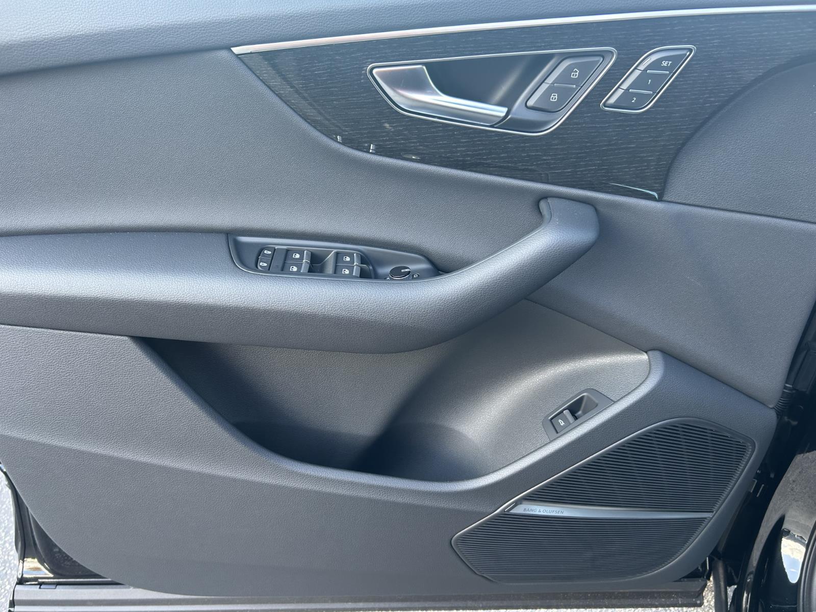 2026 Audi Q7 Premium