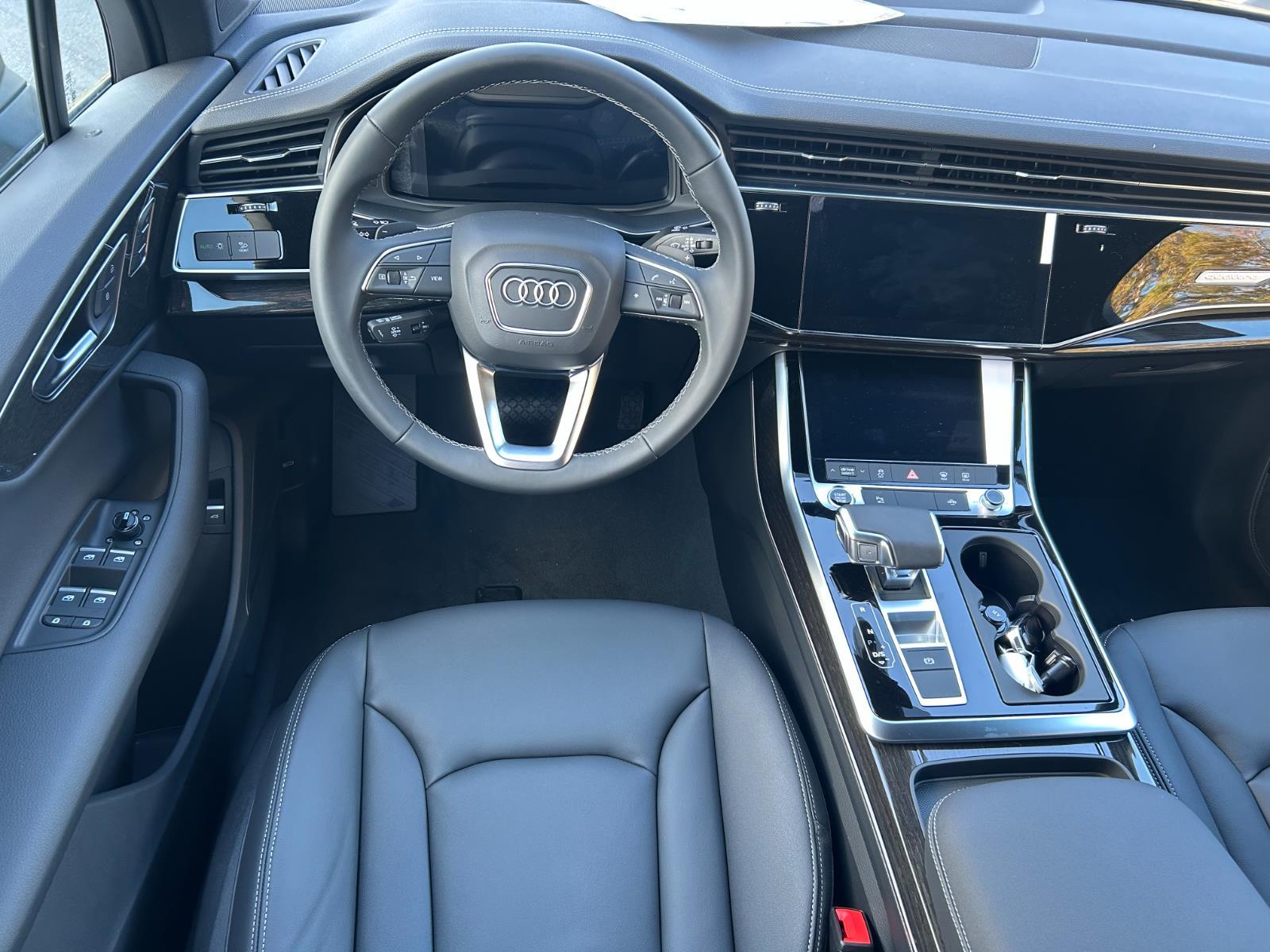 2026 Audi Q7 Premium