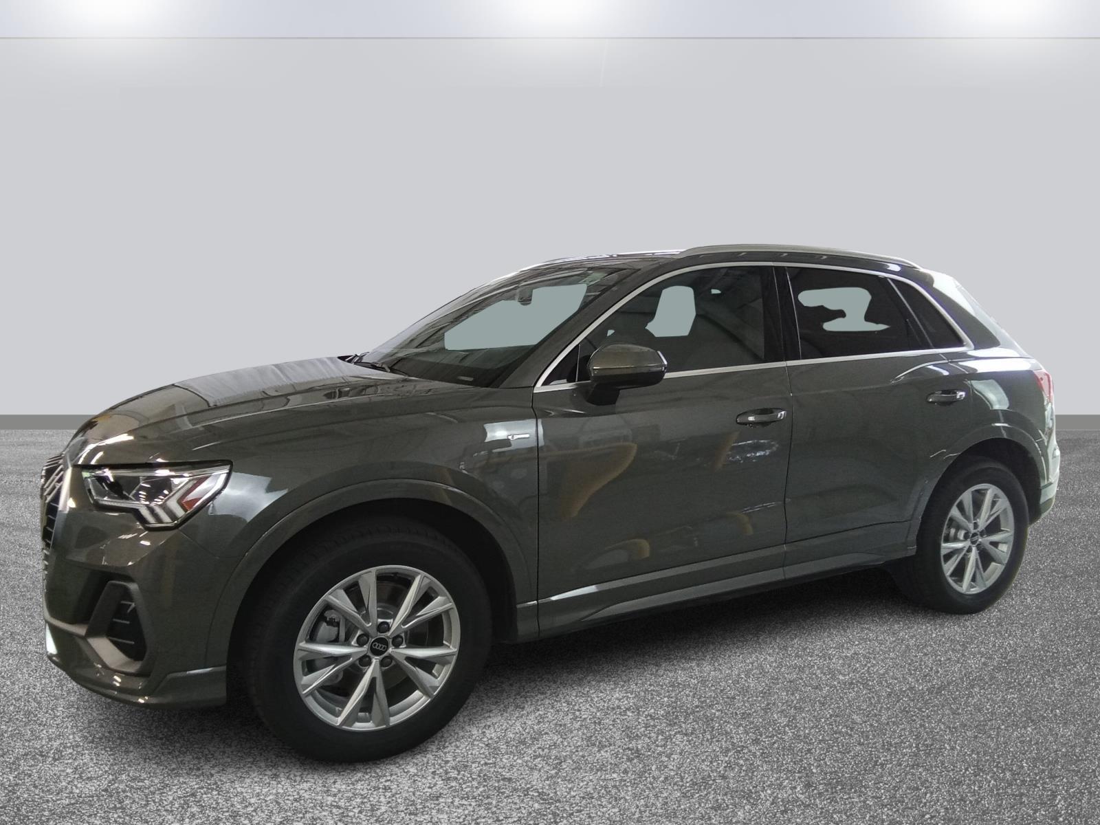 2025 Audi Q3 S line Premium