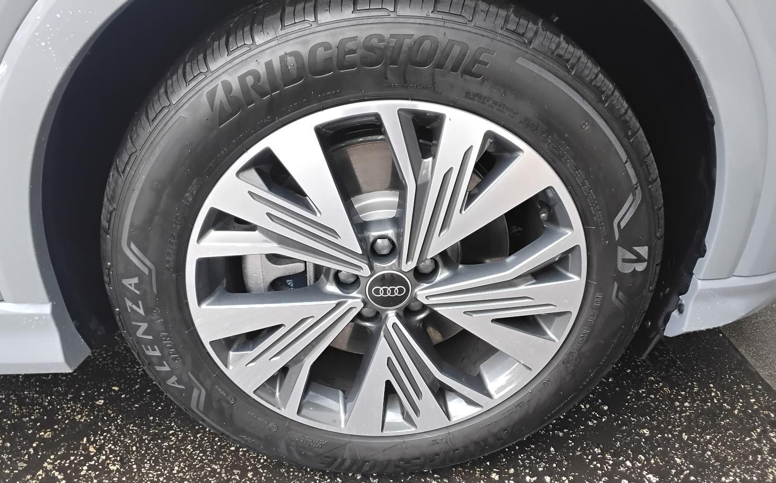 2025 Audi Q4 e-tron Premium