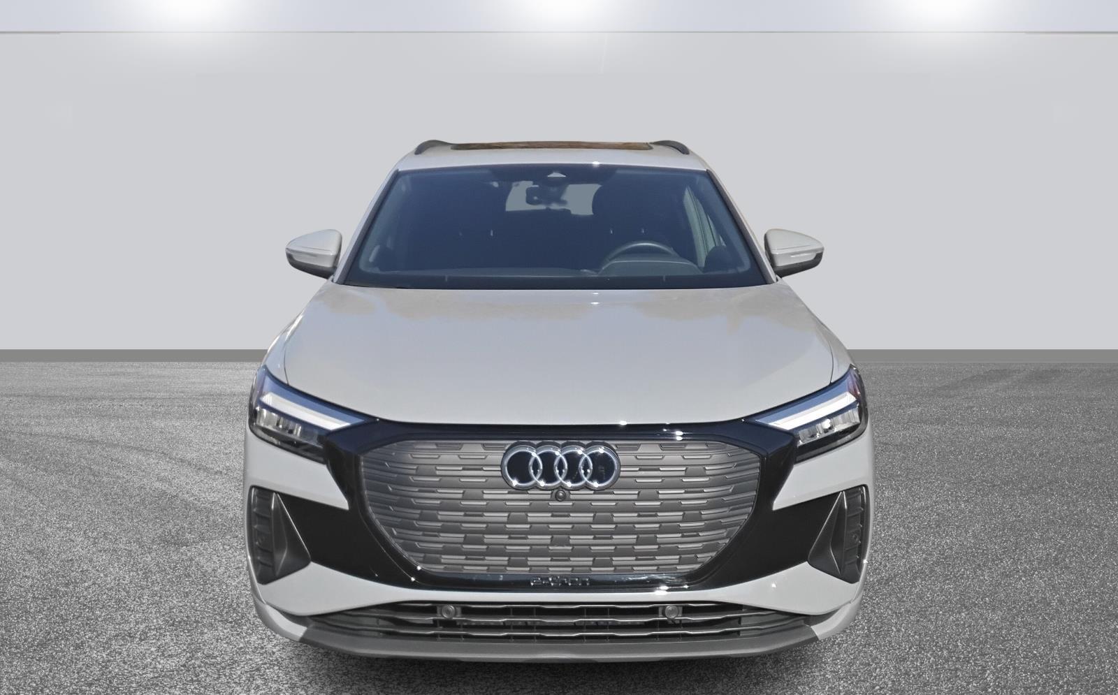 2025 Audi Q4 e-tron Premium