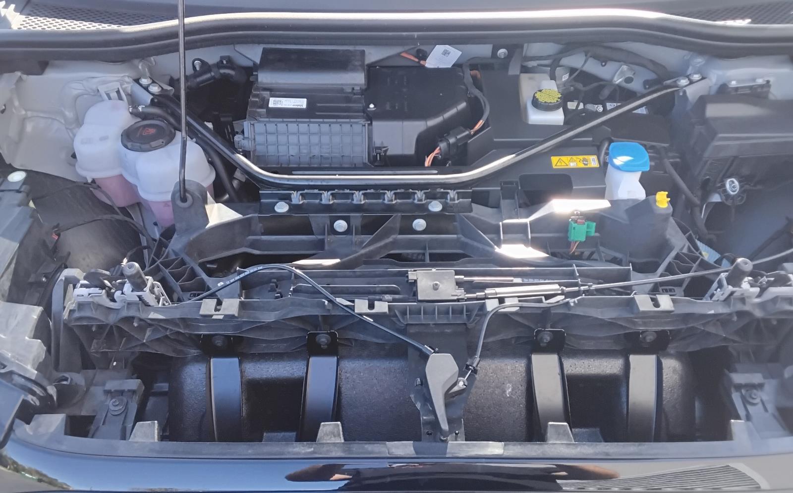 2025 Audi Q4 e-tron Premium