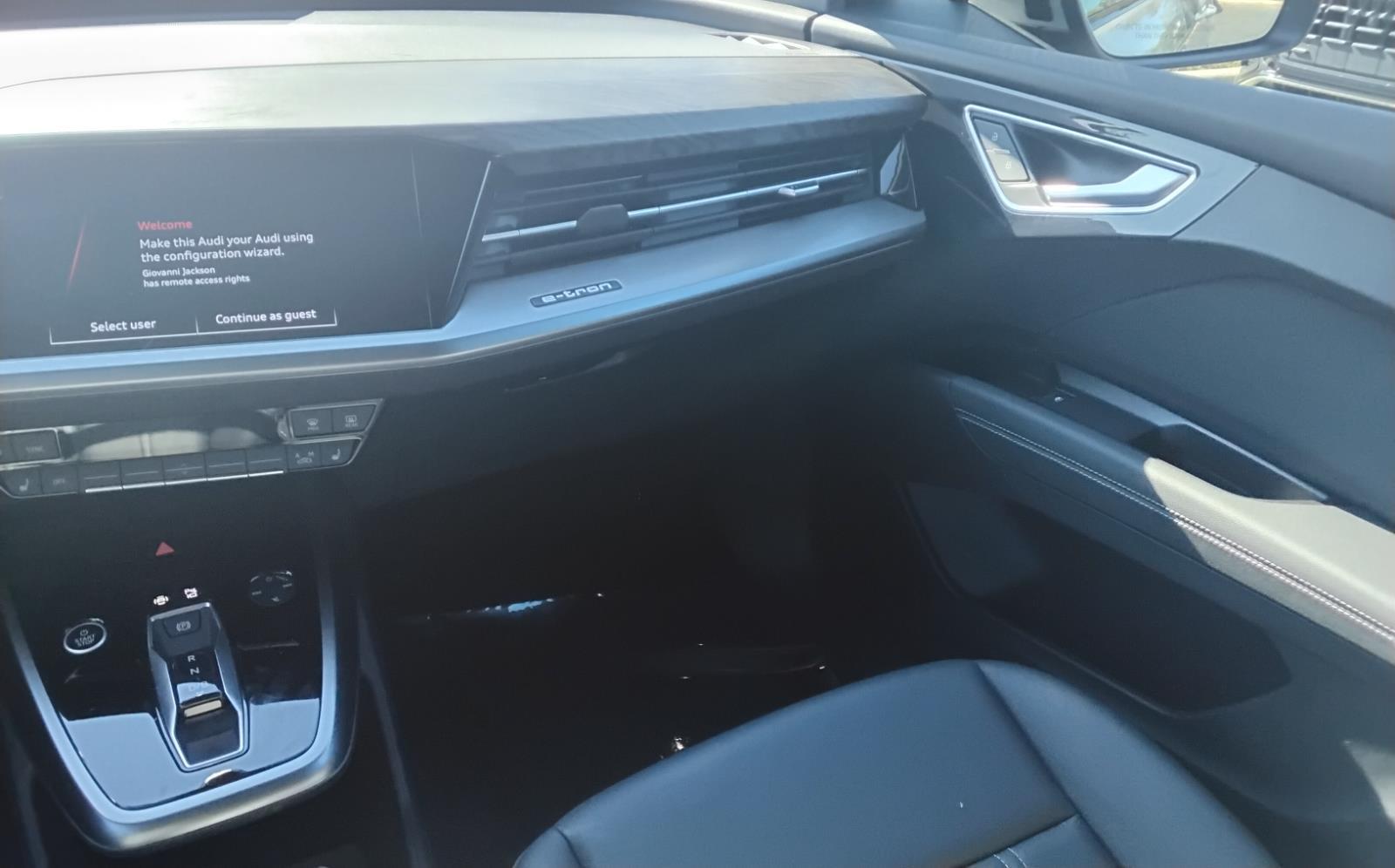 2025 Audi Q4 e-tron Premium