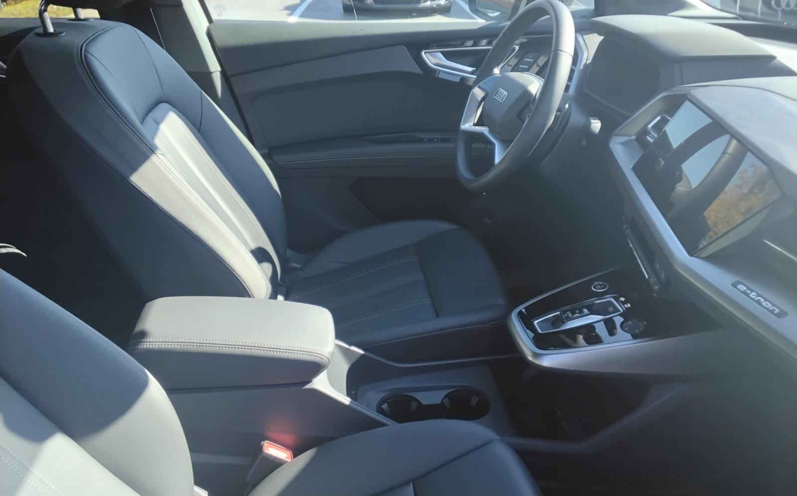 2025 Audi Q4 e-tron Premium