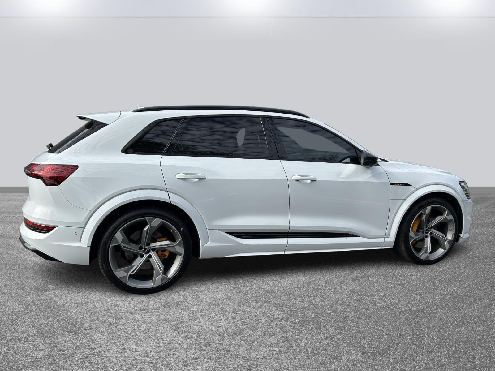 2023 Audi e-tron S Prestige