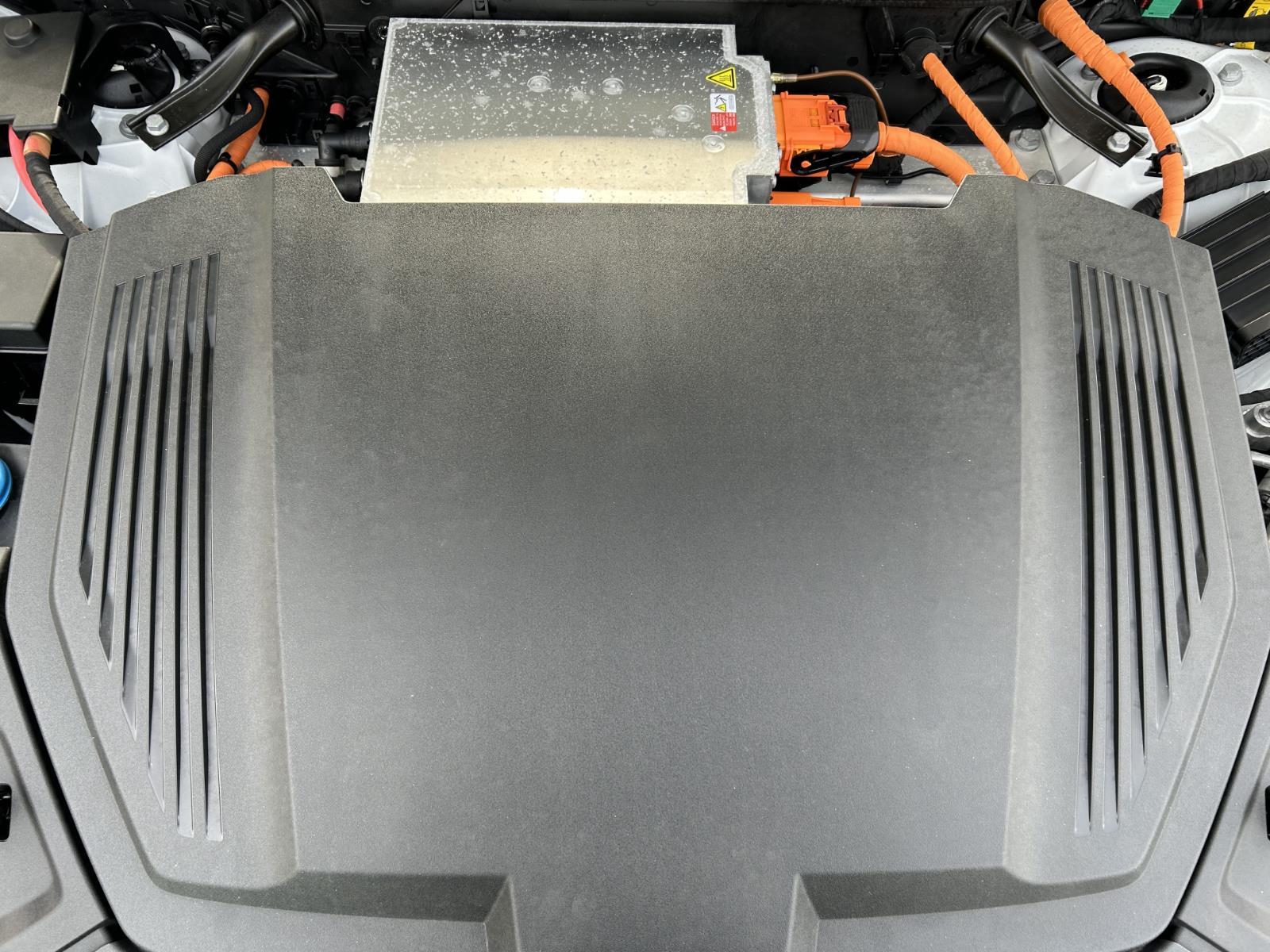 2023 Audi e-tron S Prestige