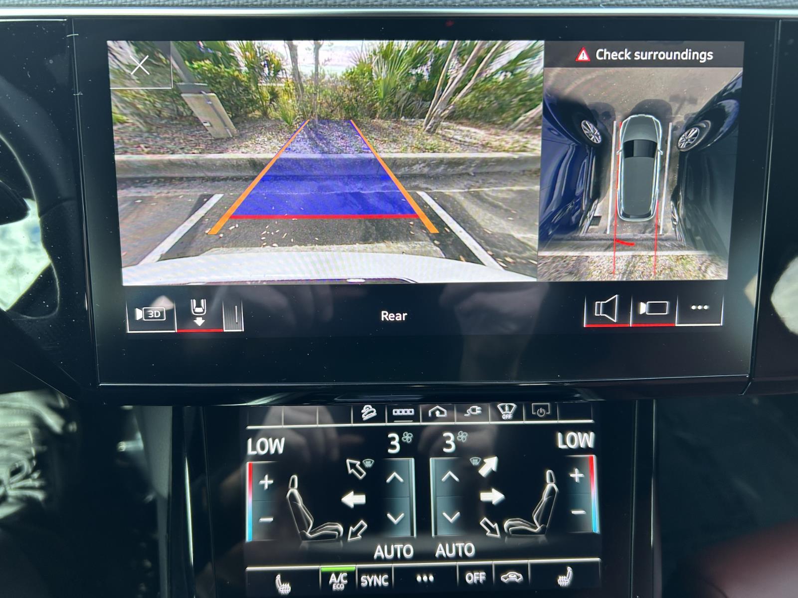 2023 Audi e-tron S Prestige