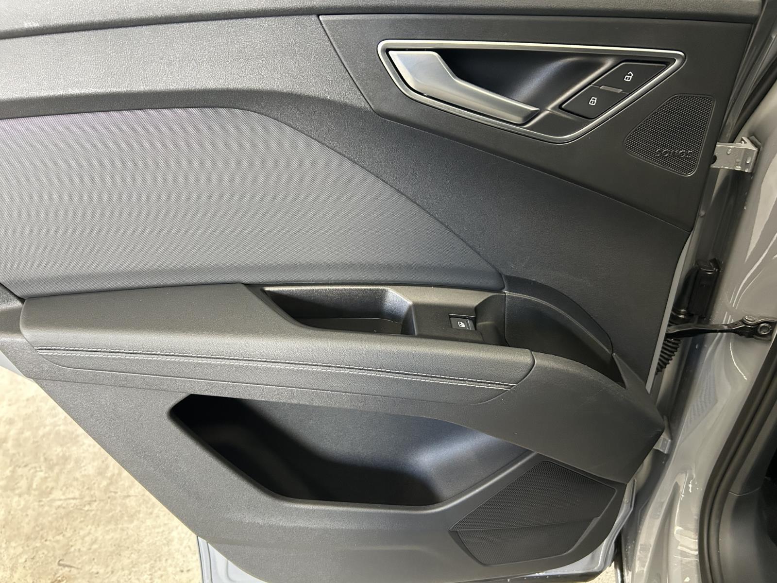 2025 Audi Q4 e-tron Premium Plus