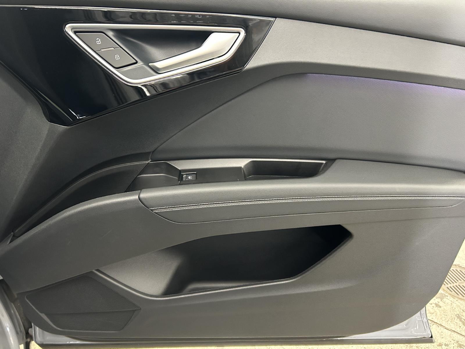 2025 Audi Q4 e-tron Premium Plus