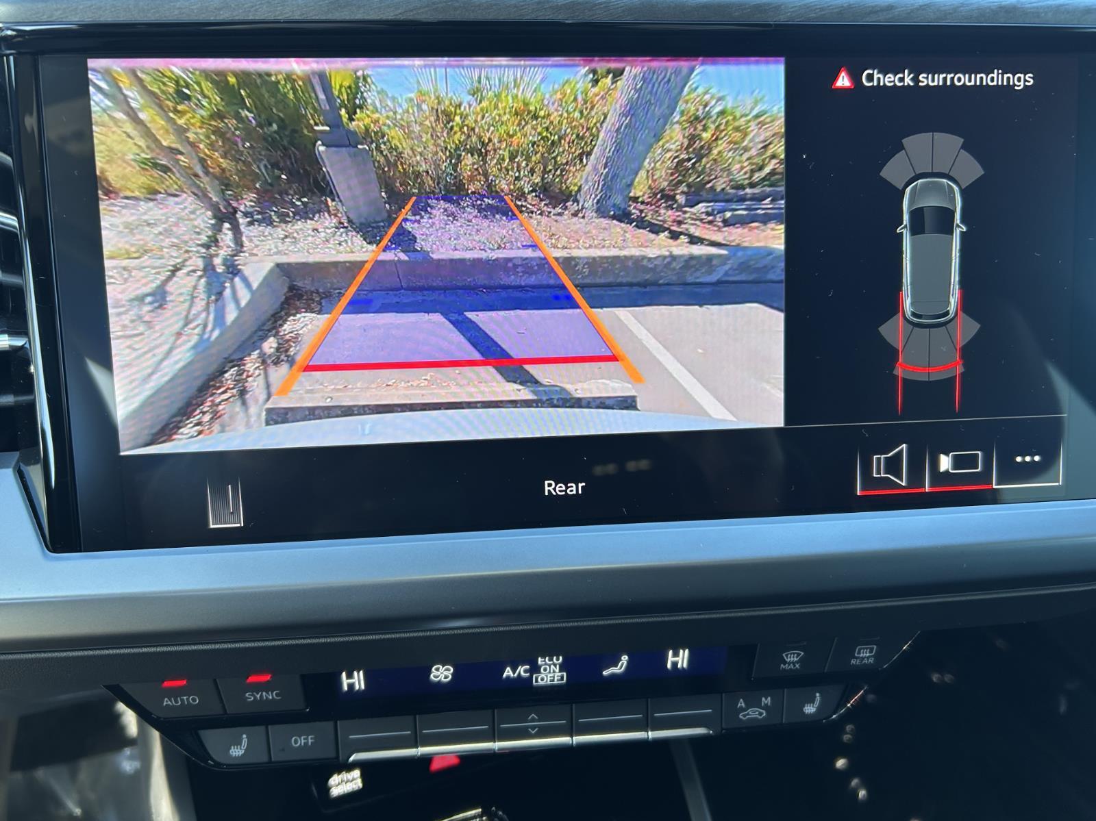 2025 Audi Q4 e-tron Premium Plus