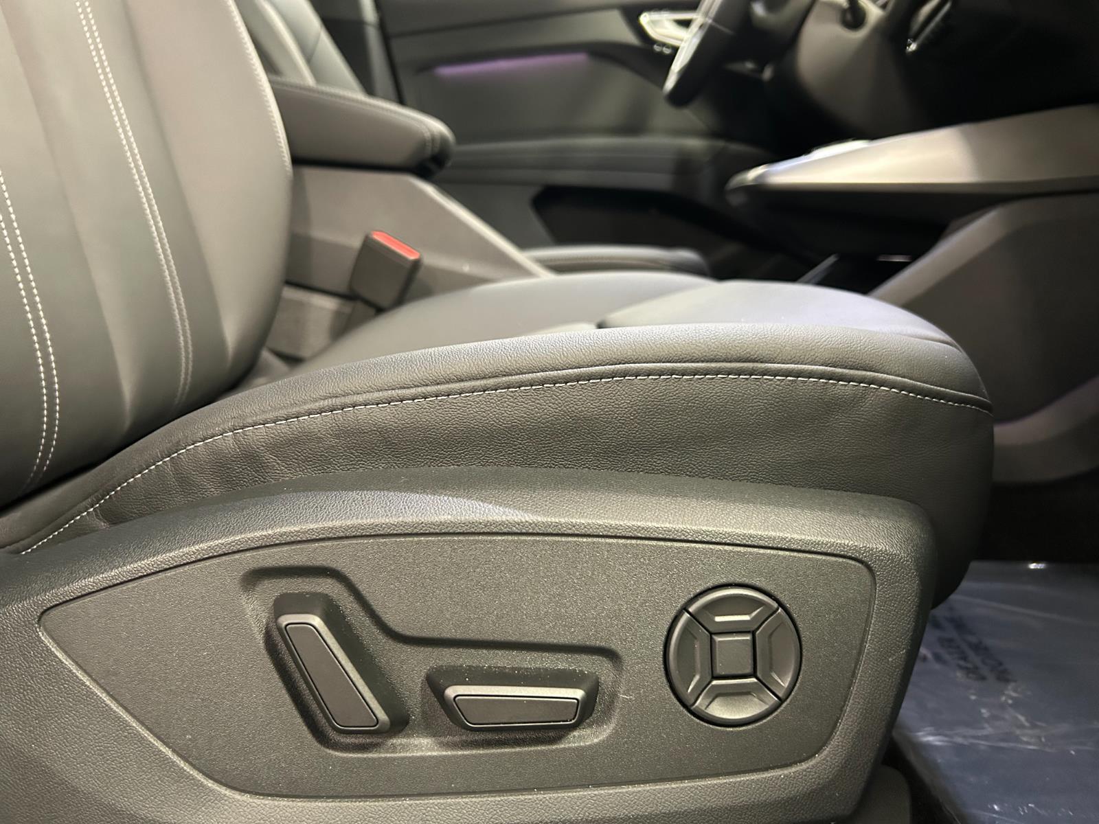 2025 Audi Q4 e-tron Premium Plus