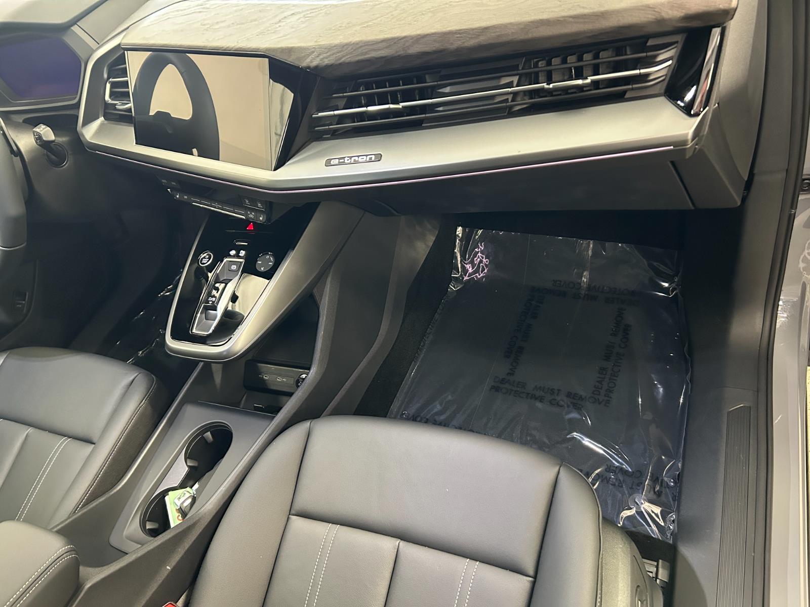 2025 Audi Q4 e-tron Premium Plus