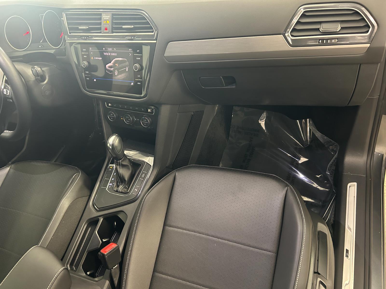 2021 Volkswagen Tiguan SE R-Line Black