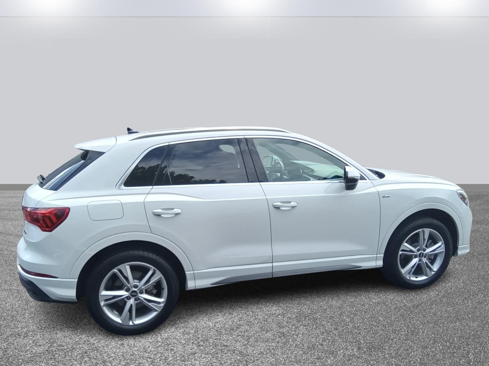 2023 Audi Q3 S line Premium Plus