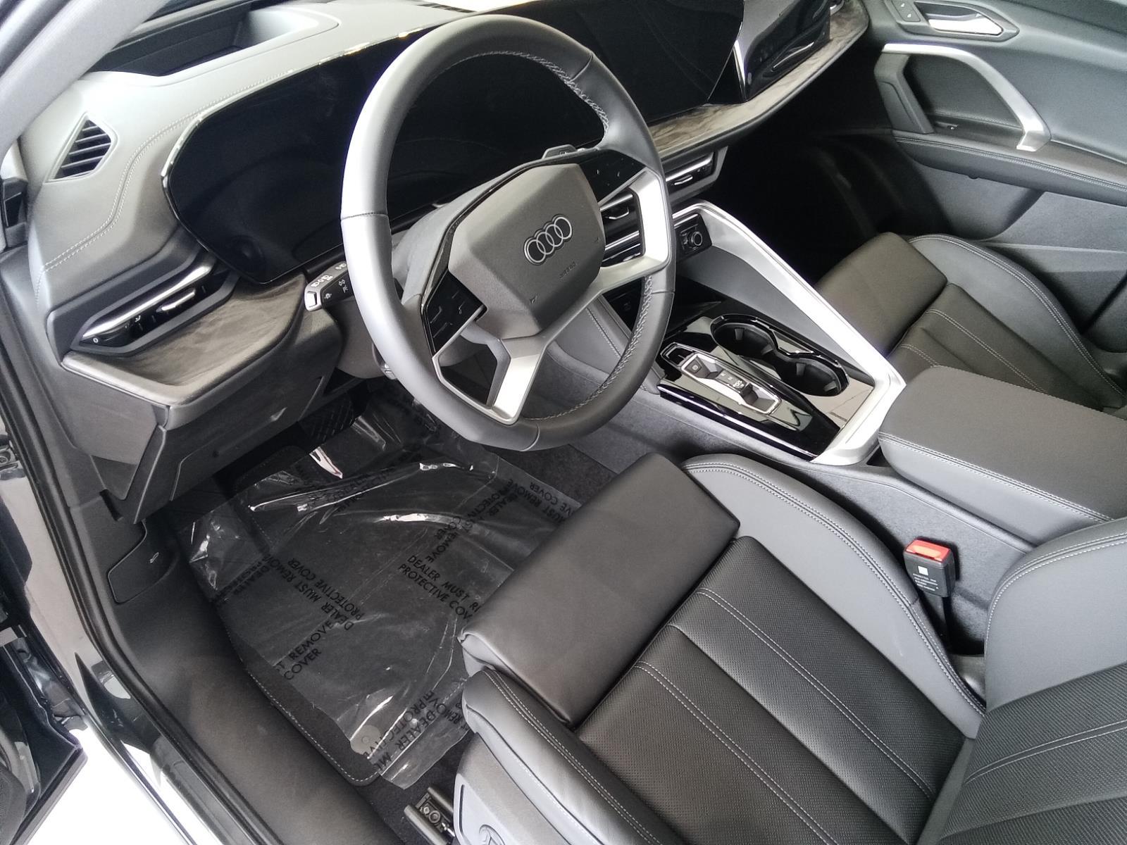 2025 Audi Q5 Premium Plus