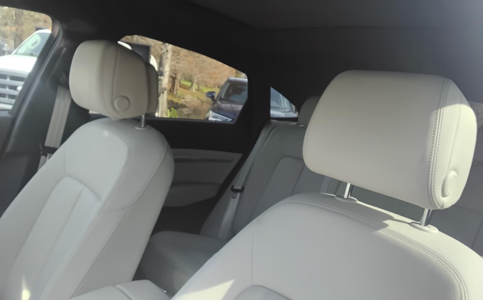 2024 Audi Q8 e-tron Sportback S line Premium