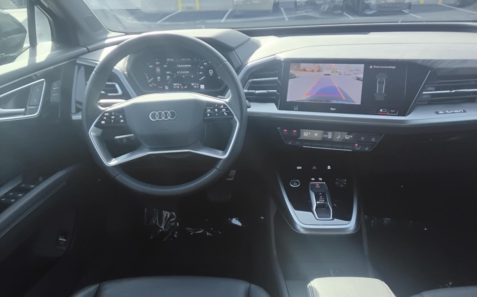 2025 Audi Q4 e-tron Premium