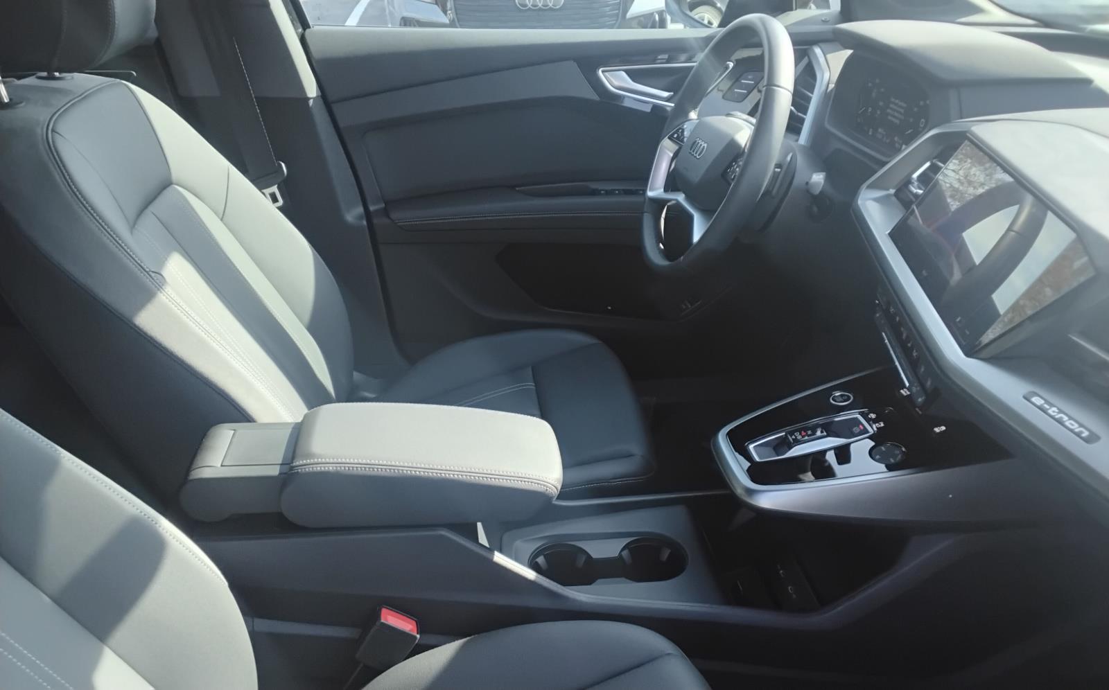 2025 Audi Q4 e-tron Premium