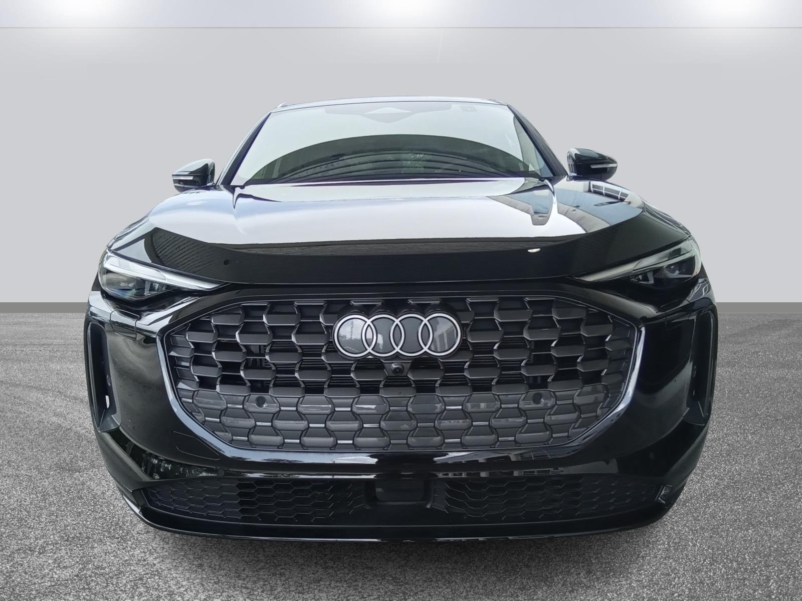 2025 Audi Q5 Premium