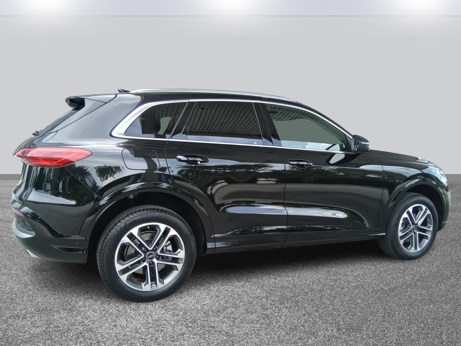 2025 Audi Q5 Premium