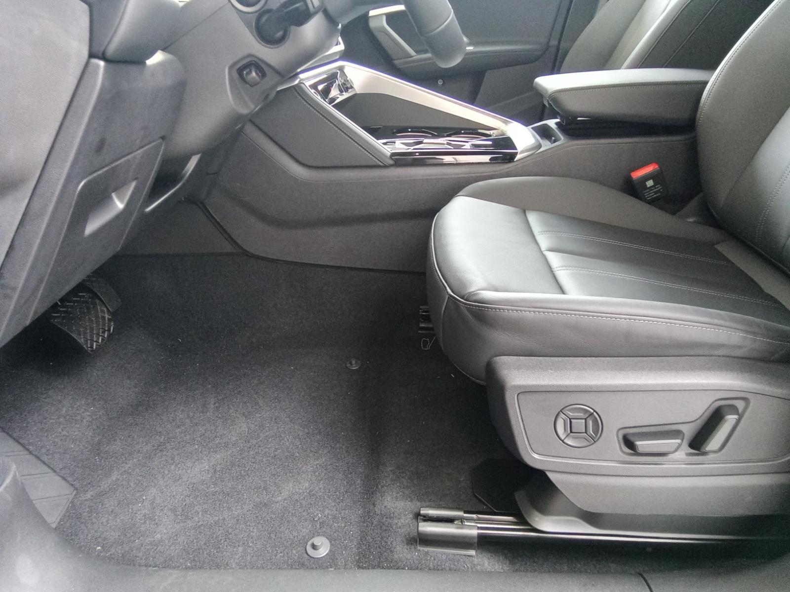 2025 Audi Q5 Premium