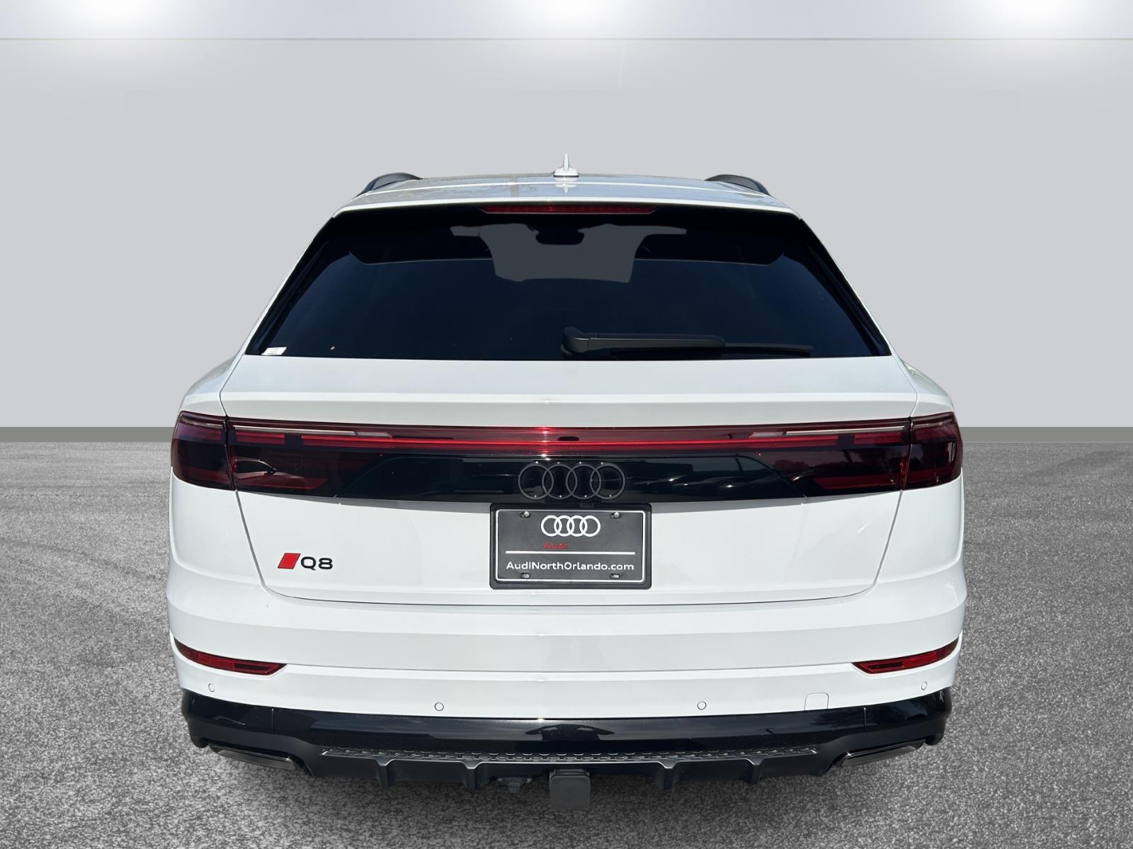 2025 Audi Q8 Premium Plus