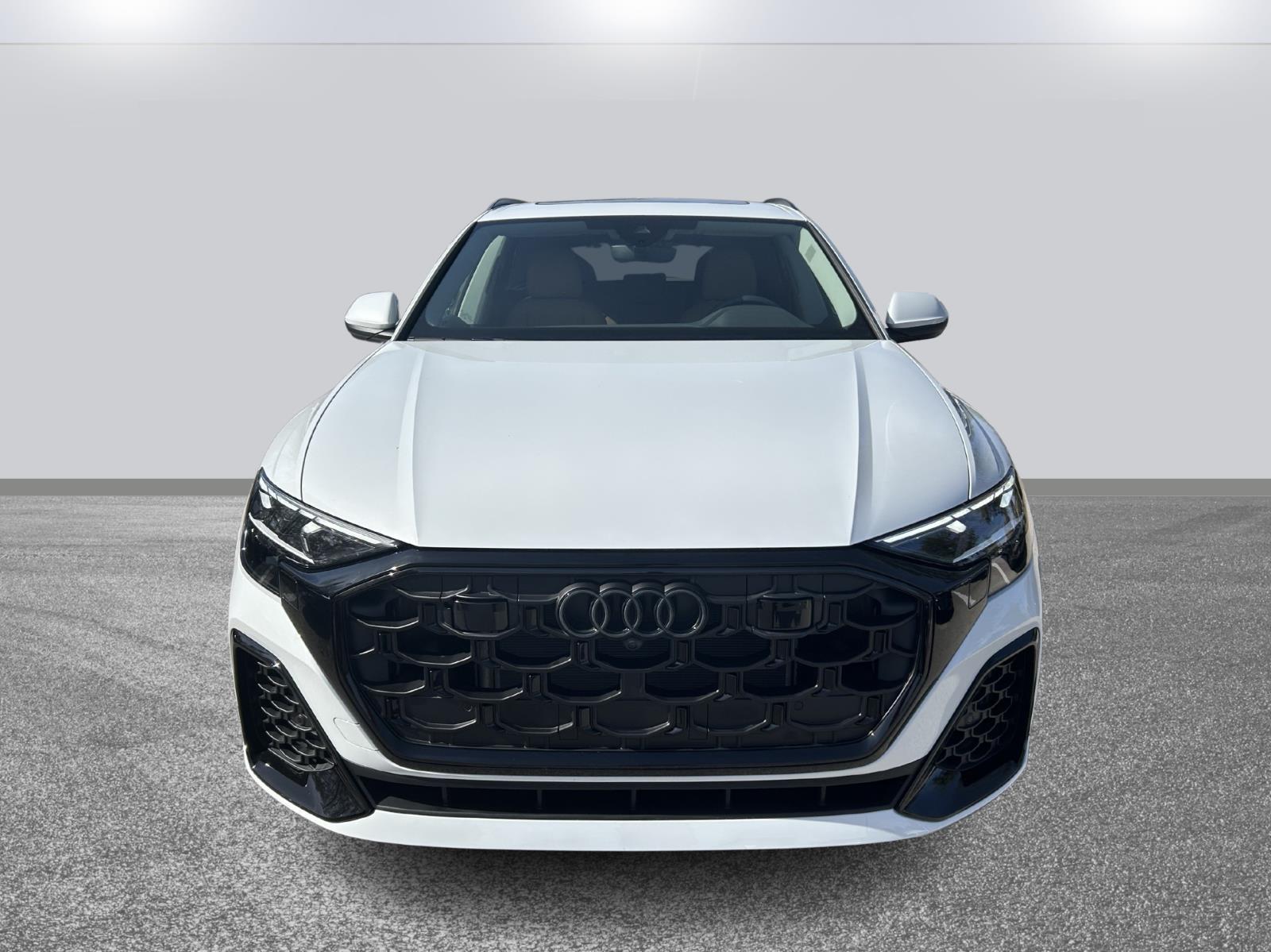 2025 Audi Q8 Premium Plus
