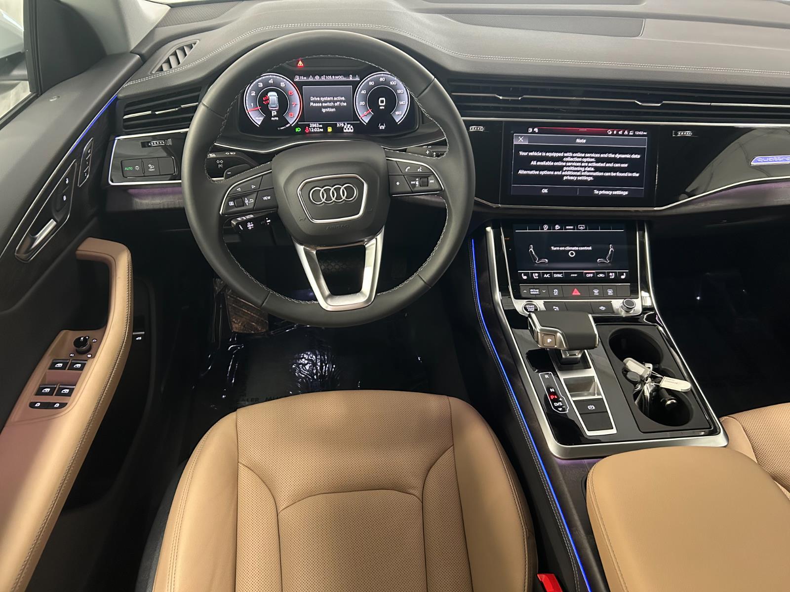 2025 Audi Q8 Premium Plus