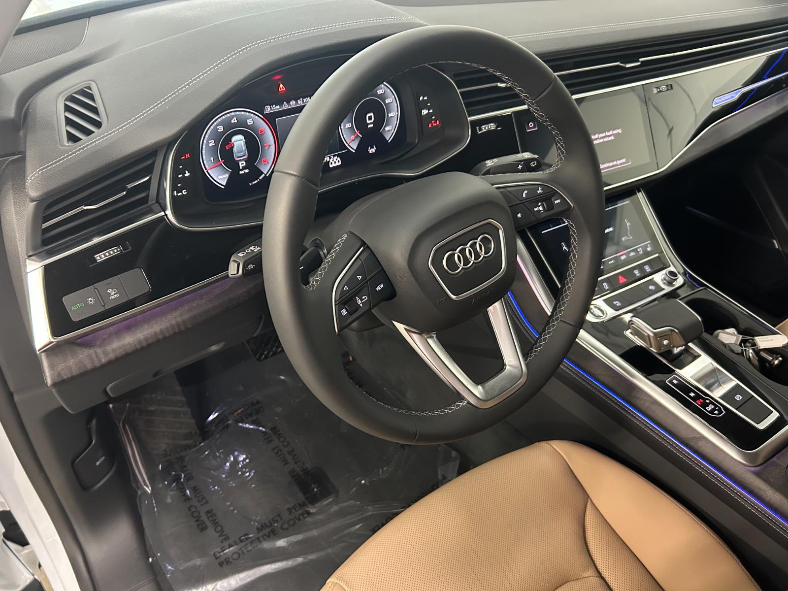 2025 Audi Q8 Premium Plus