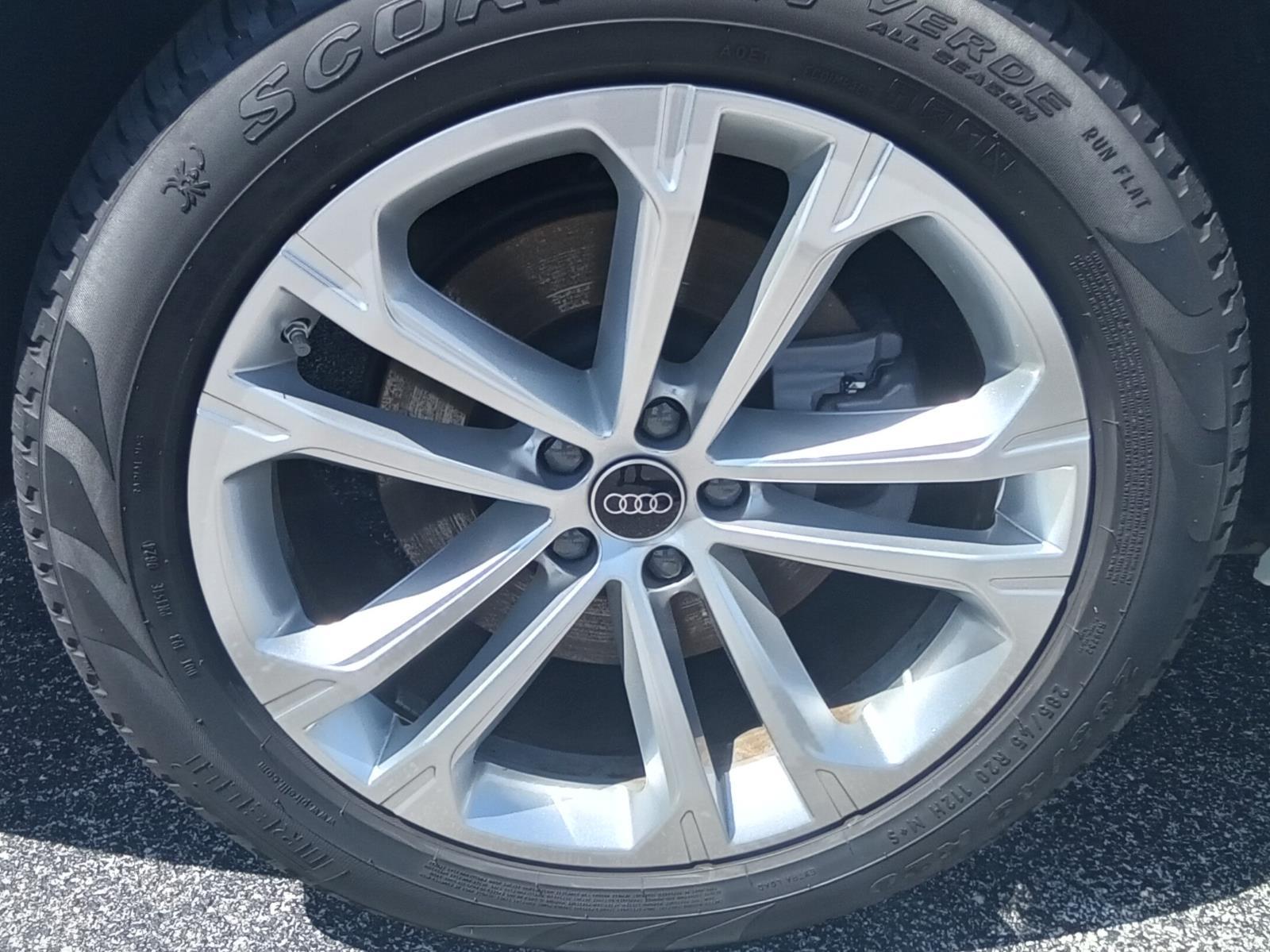 2025 Audi Q7 Premium Plus
