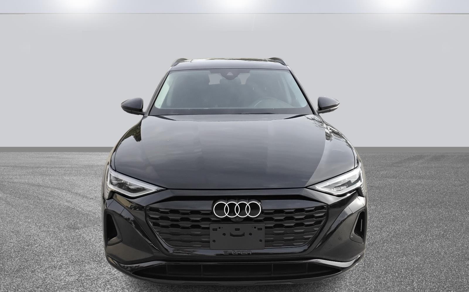 2024 Audi Q8 e-tron Premium Plus