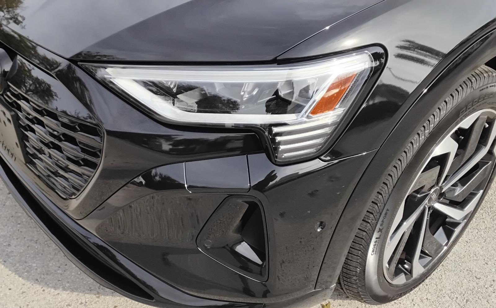 2024 Audi Q8 e-tron Premium Plus