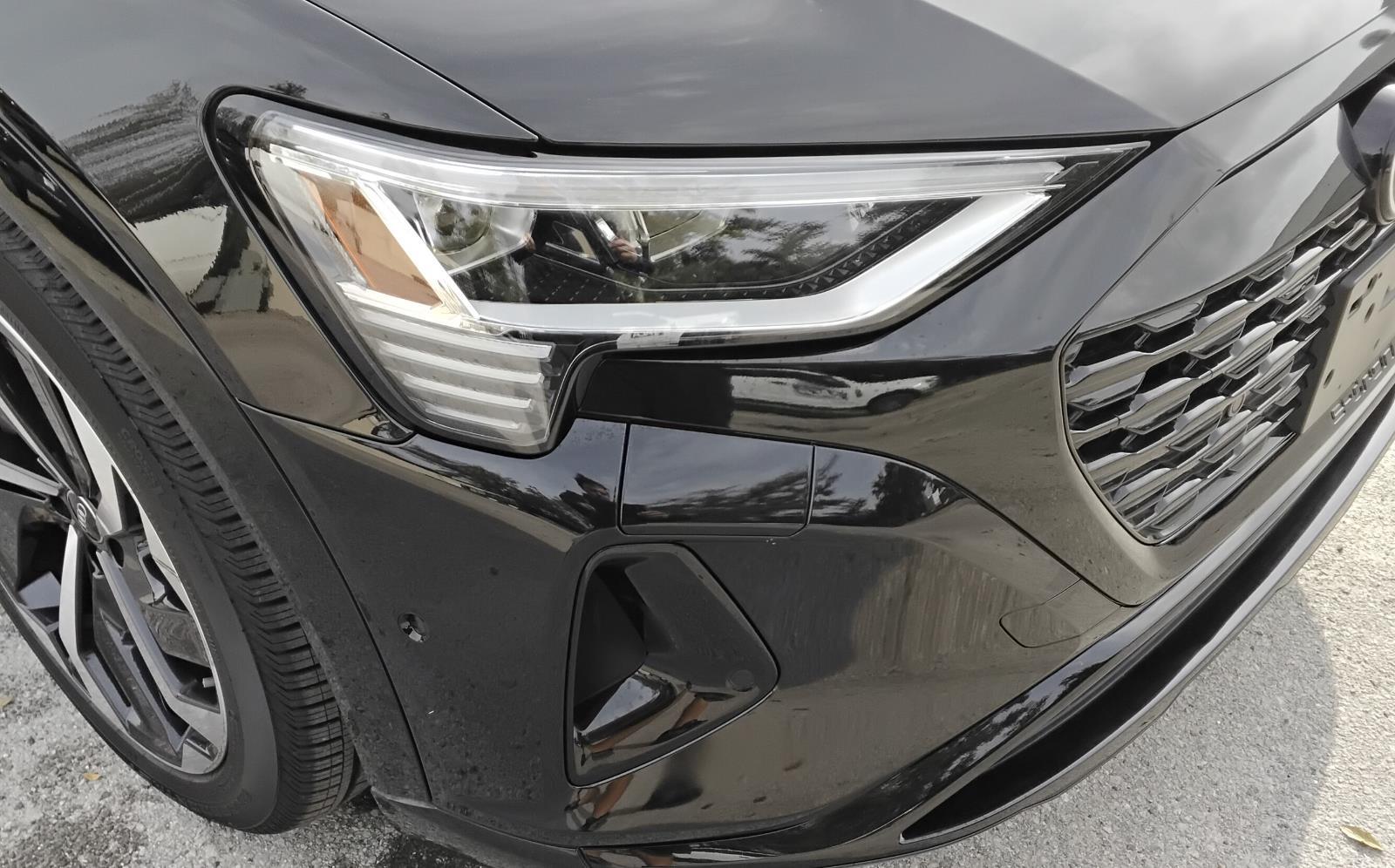 2024 Audi Q8 e-tron Premium Plus