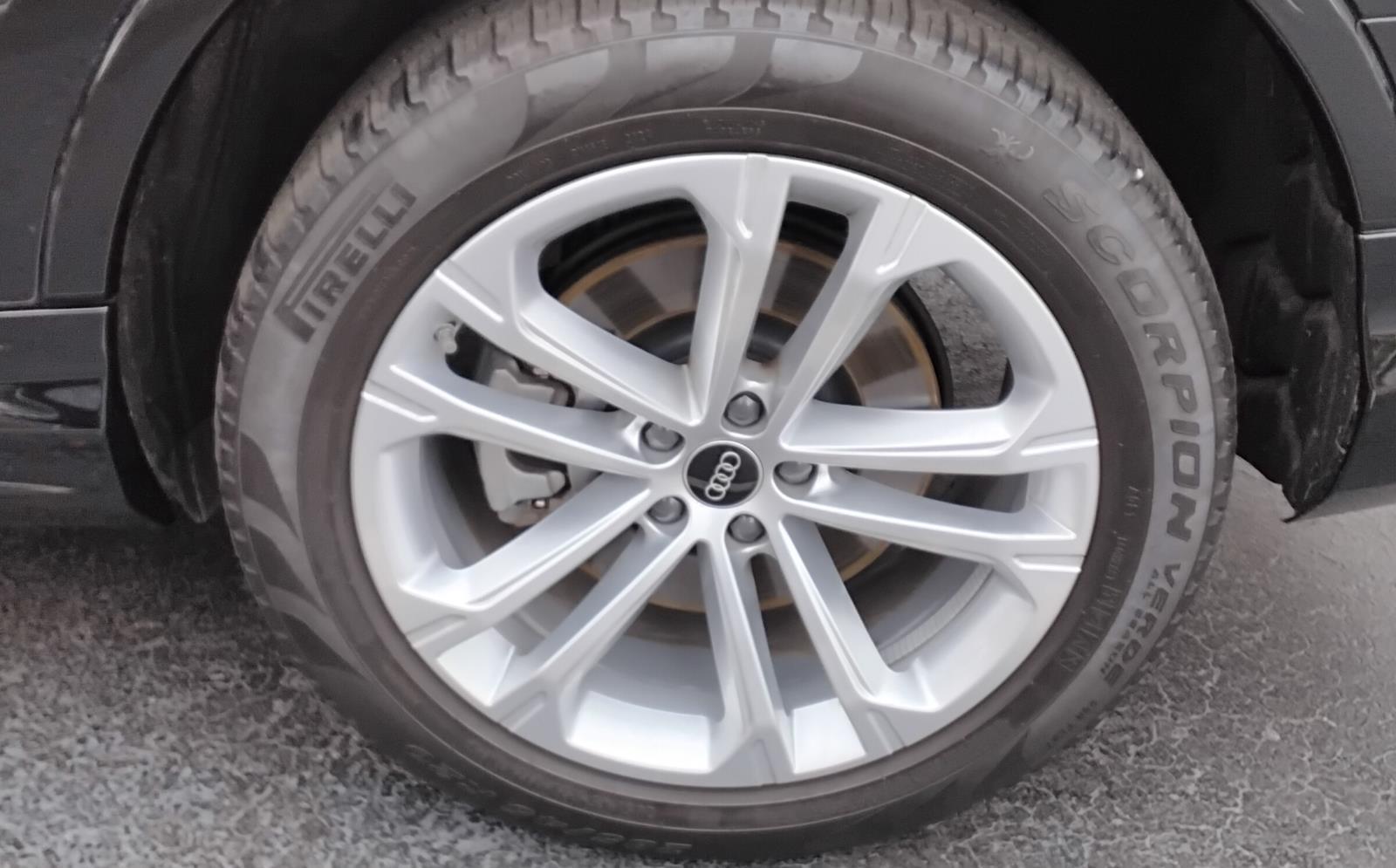 2025 Audi Q7 Premium Plus