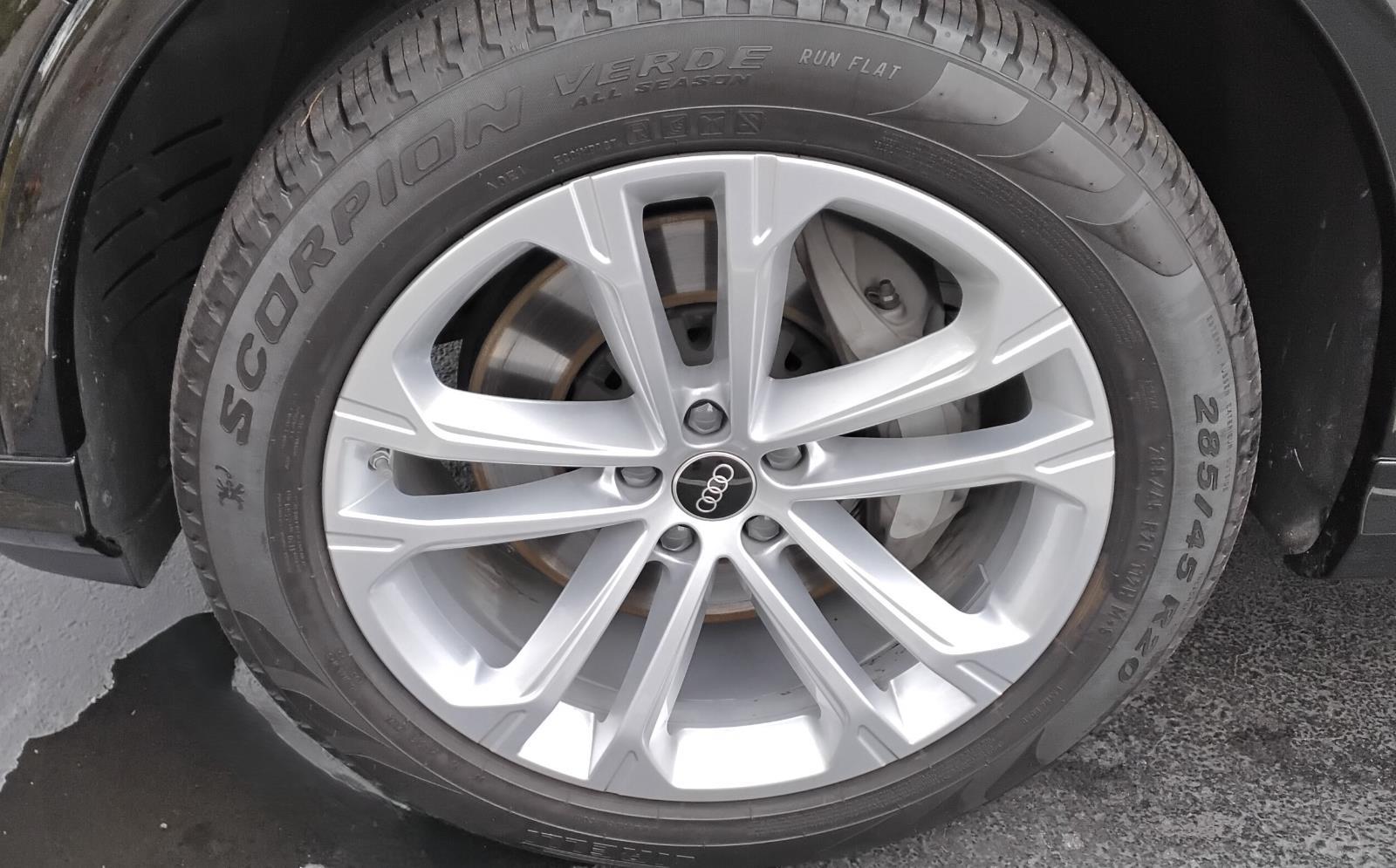 2025 Audi Q7 Premium Plus