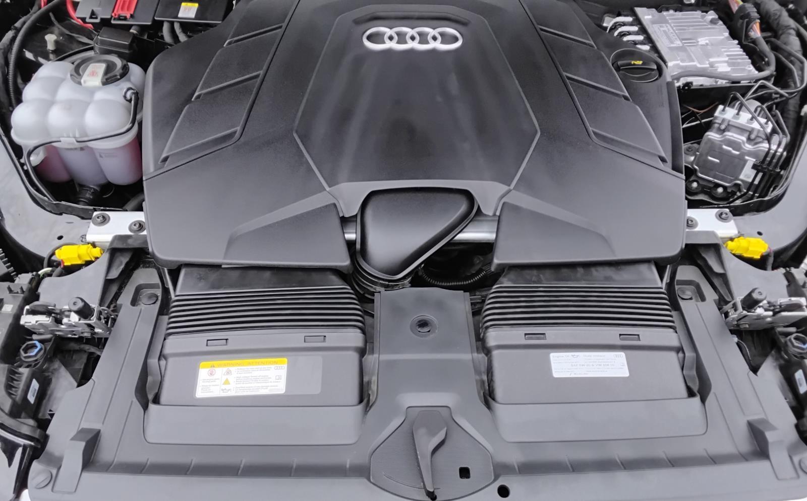 2025 Audi Q7 Premium Plus