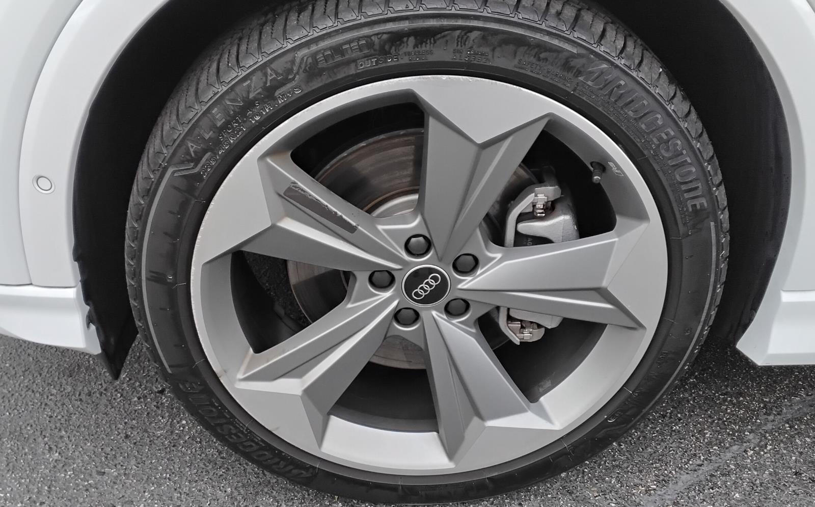 2024 Audi Q4 e-tron Premium Plus